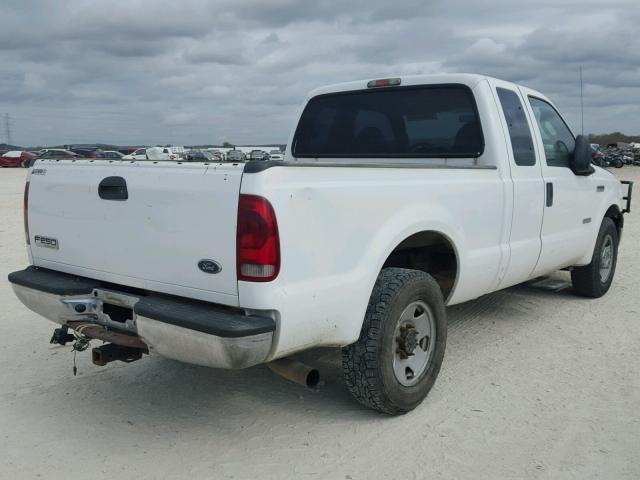 1FTSX20P07EA51119 - 2007 FORD F250 SUPER WHITE photo 4