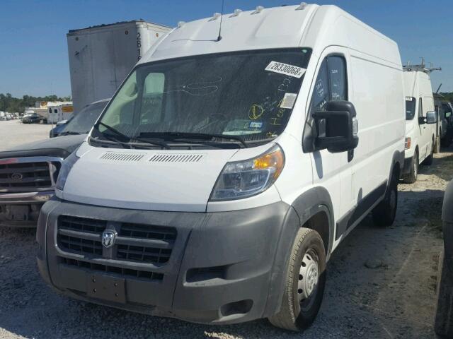 3C6TRVCG1JE113206 - 2018 RAM PROMASTER WHITE photo 2