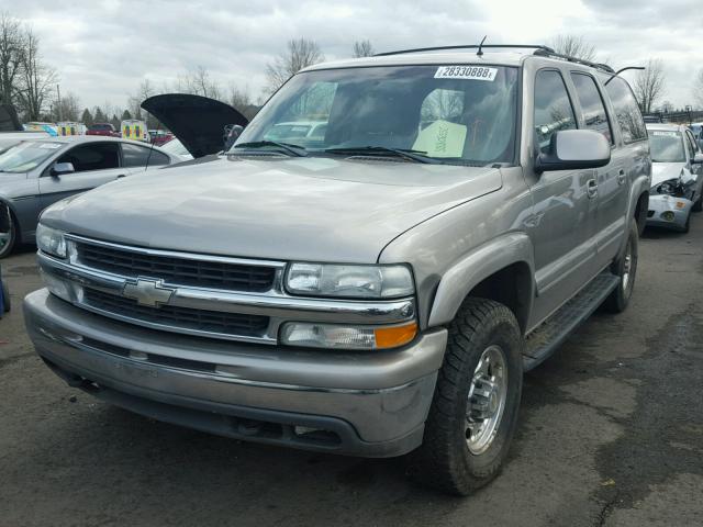 3GNGK26G62G287763 - 2002 CHEVROLET SUBURBAN K GRAY photo 2