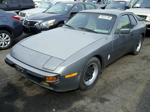 WP0AA0946FN472318 - 1985 PORSCHE 944 GRAY photo 2