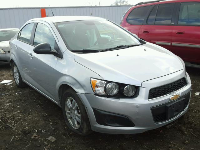 1G1JA5SH1C4116377 - 2012 CHEVROLET SONIC LS 银色 照片 1