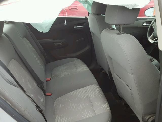 1G1JA5SH1C4116377 - 2012 CHEVROLET SONIC LS 银色 照片 6