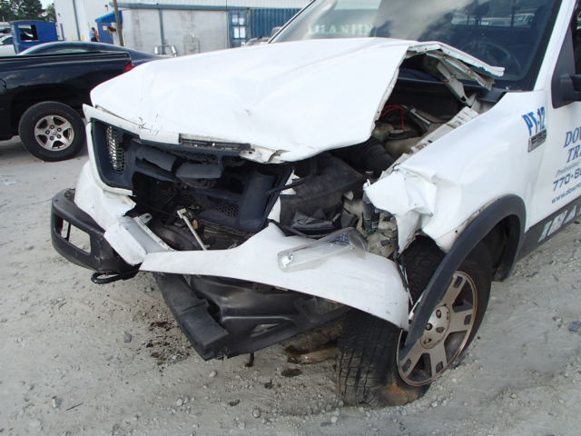 1FTPX14514NC23419 - 2004 FORD F150 WHITE photo 9