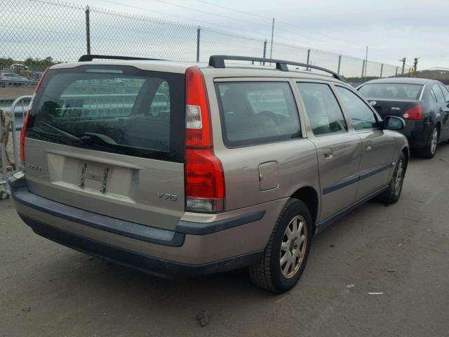 YV1SW61R921262615 - 2002 VOLVO V70 BEIGE photo 4