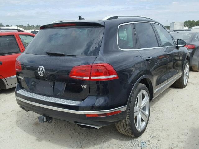 WVGGF7BP7HD002196 - 2017 VOLKSWAGEN TOUAREG EX BLACK photo 4