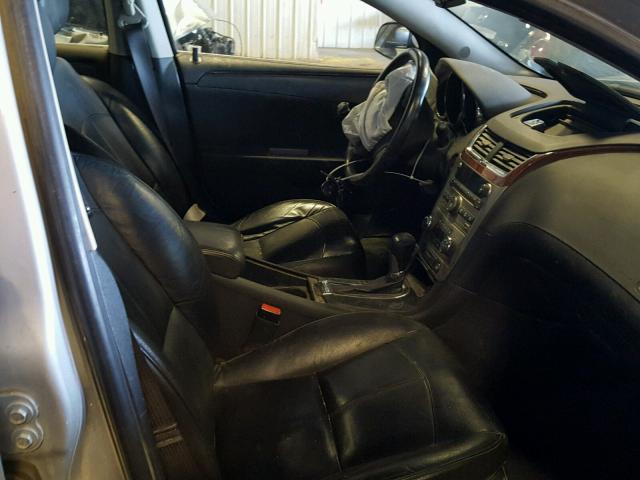 1G1ZE5EU5BF359175 - 2011 CHEVROLET MALIBU LTZ 银色 照片 5