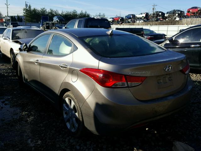 5NPDH4AE2DH229641 - 2013 HYUNDAI ELANTRA GL GREEN photo 3