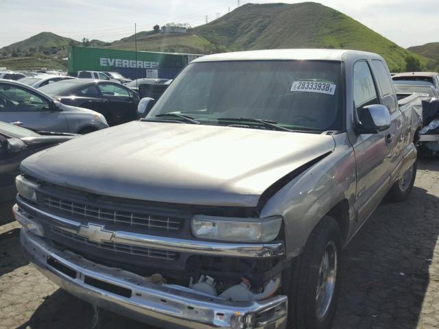 2GCEC19V111151419 - 2001 CHEVROLET SILVERADO CHARCOAL photo 2