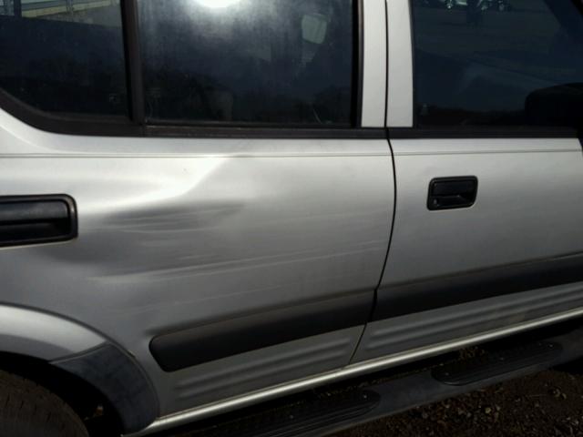 4S2CM58W2X4305272 - 1999 ISUZU RODEO S SILVER photo 9