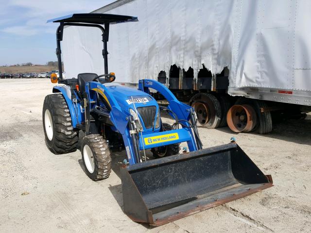 138RF006838 - 2012 NEWH TRACTOR BLUE photo 1
