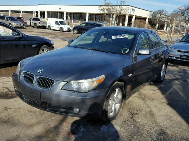 WBANF735X6CG69131 - 2006 BMW 530 XI GRAY photo 2