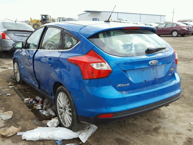 1FAHP3M21CL214421 - 2012 FORD FOCUS SEL BLUE photo 3