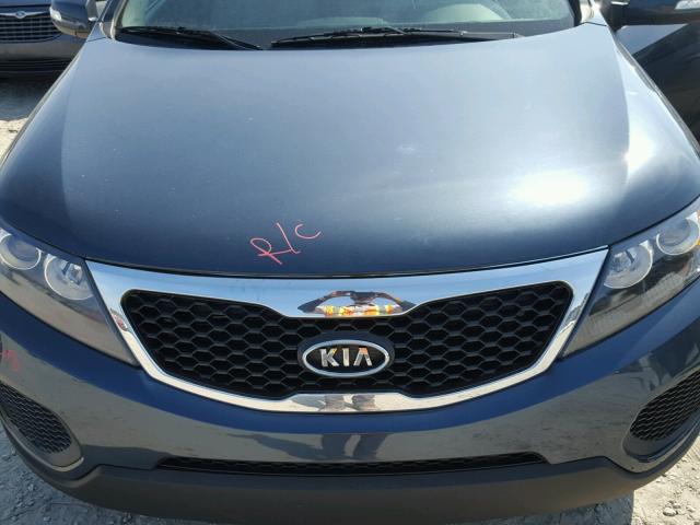 5XYKT4A23BG117222 - 2011 KIA SORENTO BA BLUE photo 7