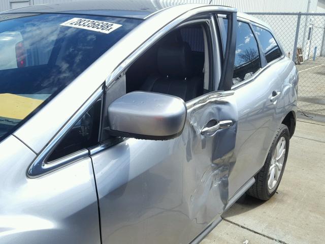 JM3ER4W35A0312330 - 2010 MAZDA CX-7 GRAY photo 9