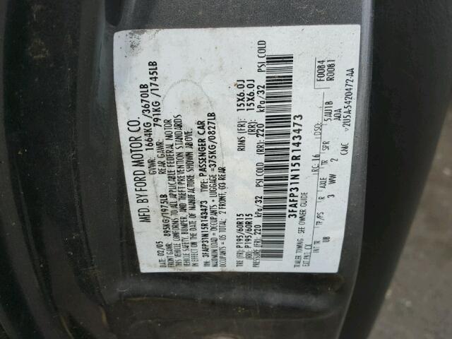 3FAFP31N15R143473 - 2005 FORD FOCUS ZX3 GRAY photo 10