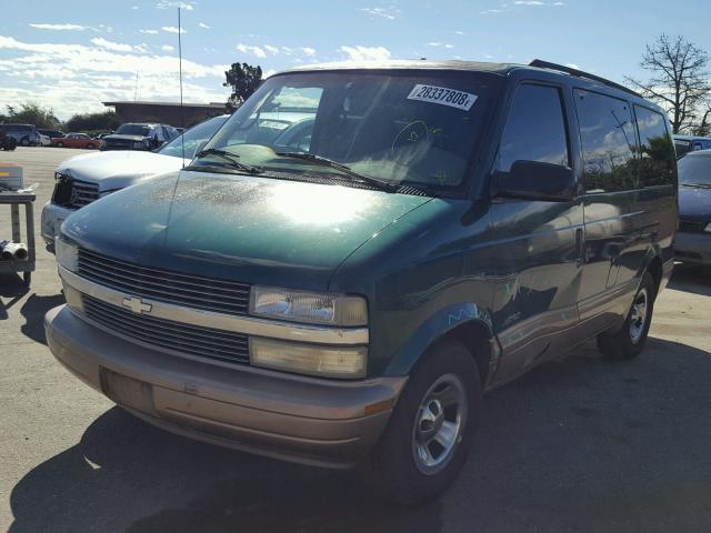 1GNDM19W8YB101488 - 2000 CHEVROLET ASTRO GREEN photo 2