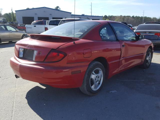 3G2JB12F85S101085 - 2005 PONTIAC SUNFIRE RED photo 4