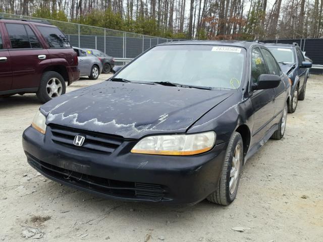 1HGCG56732A099891 - 2002 HONDA ACCORD SE BLACK photo 2