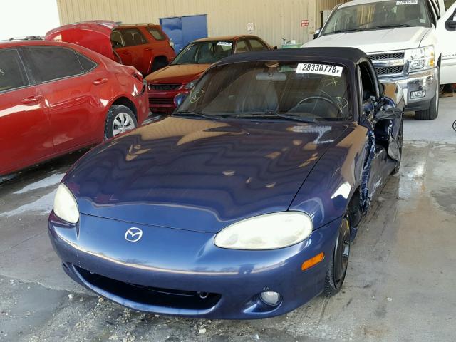 JM1NB353730302216 - 2003 MAZDA MX-5 MIATA BLUE photo 2