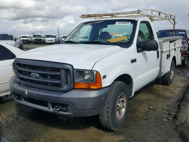 1FTNF20L0YED10514 - 2000 FORD F250 SUPER WHITE photo 2