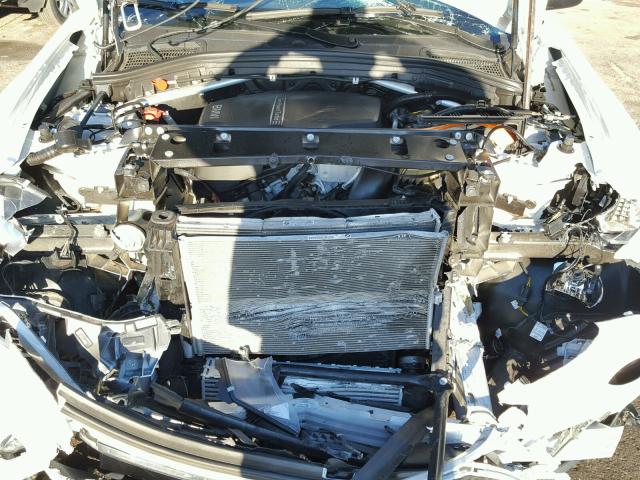 5UXWX9C50H0T04733 - 2017 BMW X3 XDRIVE2 თეთრი ფოტო 7