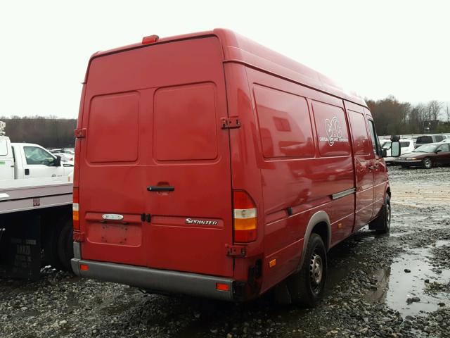 WDYPD744255832298 - 2005 FREIGHTLINER SPRINTER 2 RED photo 4