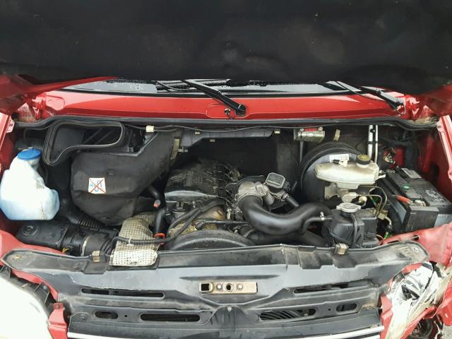 WDYPD744255832298 - 2005 FREIGHTLINER SPRINTER 2 RED photo 7