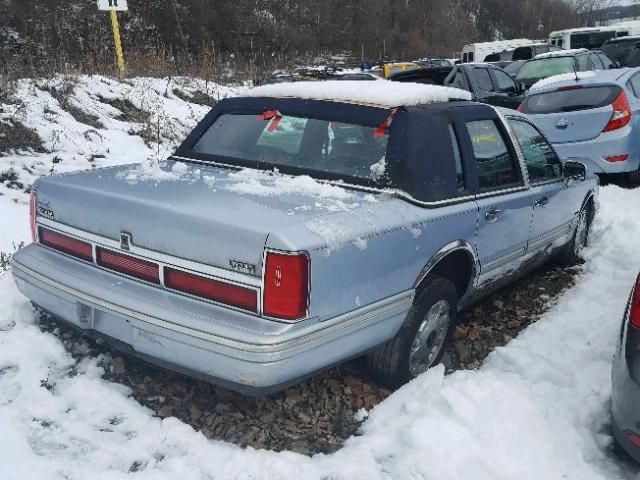 1LNLM82WXVY636107 - 1997 LINCOLN TOWN CAR S BLUE photo 4