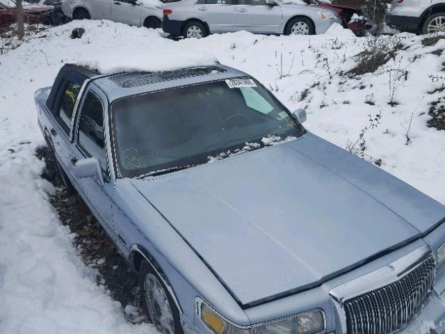 1LNLM82WXVY636107 - 1997 LINCOLN TOWN CAR S BLUE photo 9