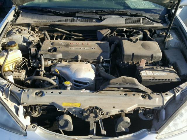 JTDBE30K820053500 - 2002 TOYOTA CAMRY LE SILVER photo 7