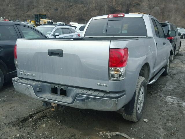 5TFBV54197X011316 - 2007 TOYOTA TUNDRA DOU SILVER photo 4