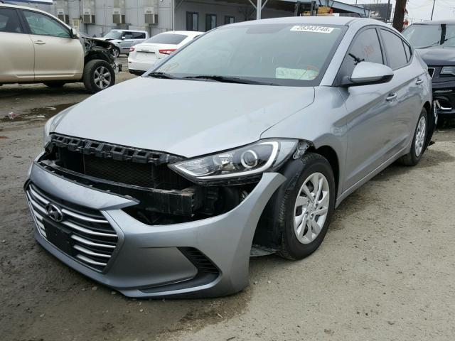 5NPD74LF3HH095267 - 2017 HYUNDAI ELANTRA SE SILVER photo 2