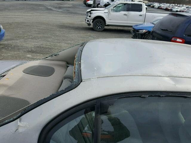 1G3NG52M2W6300594 - 1998 OLDSMOBILE CUTLASS GL 银色 照片 9