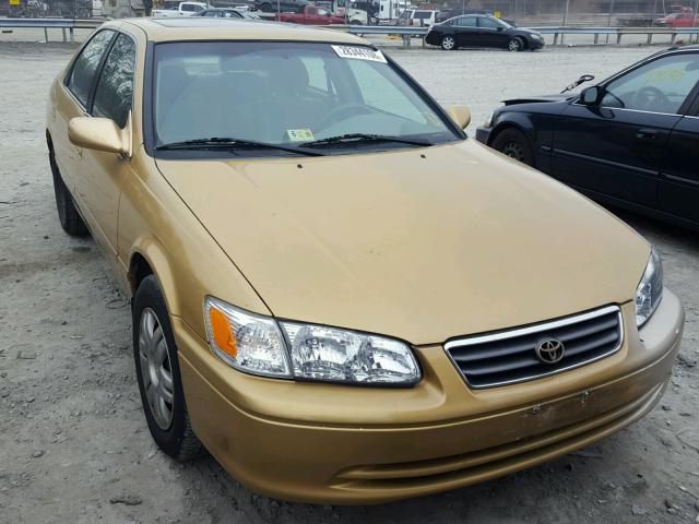 4T1BF22KX1U964208 - 2001 TOYOTA CAMRY LE GOLD photo 1