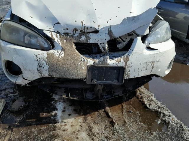 2G2WP552X81112354 - 2008 PONTIAC GRAND PRIX 白色 照片 9