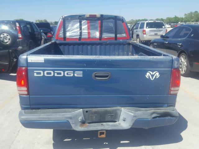 1B7GL32X02S601773 - 2002 DODGE DAKOTA SPO BLUE photo 9