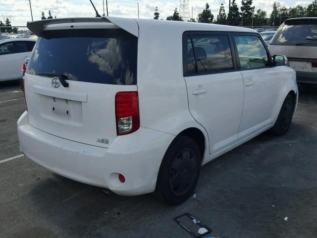 JTLZE4FEXCJ027311 - 2012 TOYOTA SCION XB WHITE photo 4