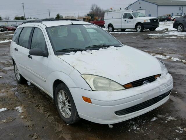 1FAFP36302W262874 - 2002 FORD FOCUS SE WHITE photo 1