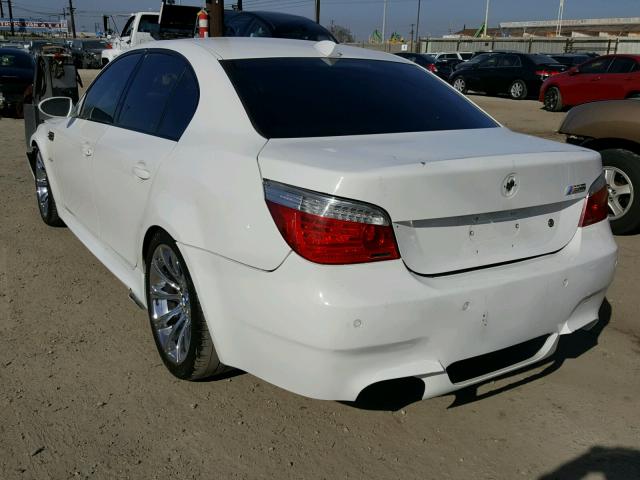 WBSNB93598CX09508 - 2008 BMW M5 WHITE photo 3