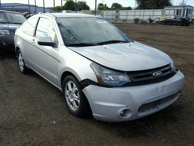 1FAHP32N19W212477 - 2009 FORD FOCUS SE SILVER photo 1