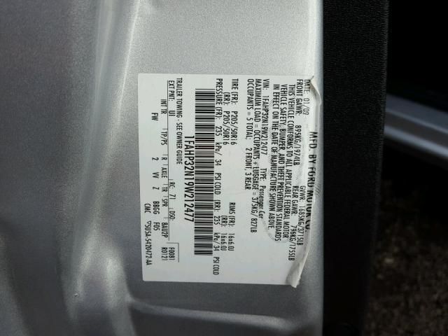 1FAHP32N19W212477 - 2009 FORD FOCUS SE SILVER photo 10