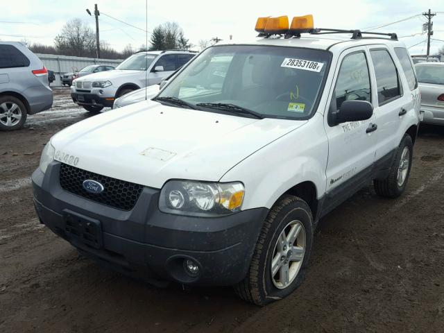 1FMYU96H46KC44171 - 2006 FORD ESCAPE HEV WHITE photo 2