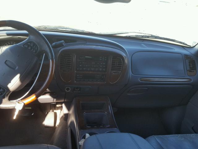 5LMEU27R01LJ24272 - 2001 LINCOLN NAVIGATOR ბურგუნდია ფოტო 9