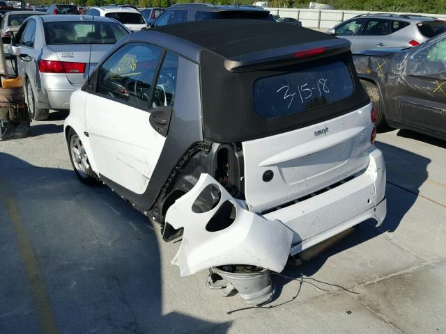 WMEEK3BA0FK821041 - 2015 SMART FORTWO PAS 白色 照片 3