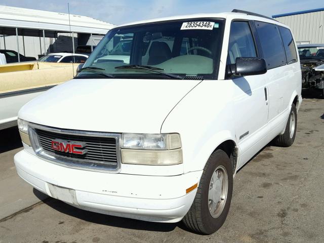 1GKDM19W8XB502289 - 1999 GMC SAFARI XT WHITE photo 2