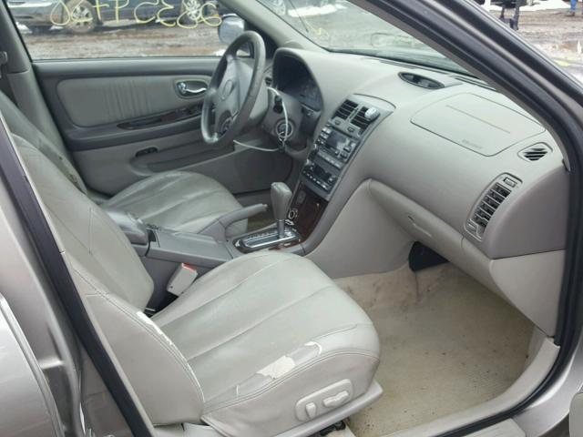 JN1CA31A41T105114 - 2001 NISSAN MAXIMA GXE GRAY photo 5