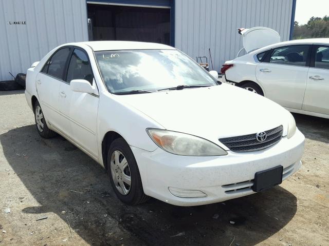 JTDBE32KX20065564 - 2002 TOYOTA CAMRY LE WHITE photo 1