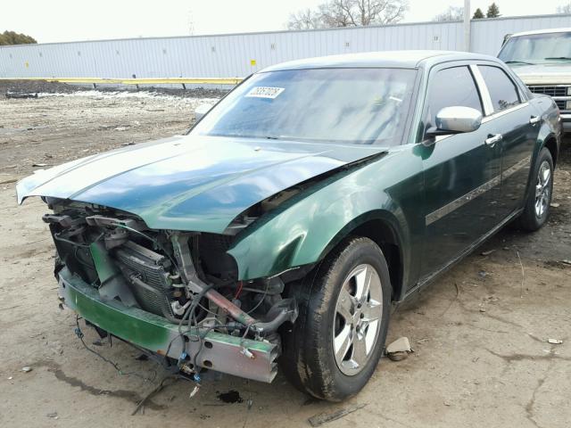 2C3KA53G36H164265 - 2006 CHRYSLER 300 TOURIN GREEN photo 2