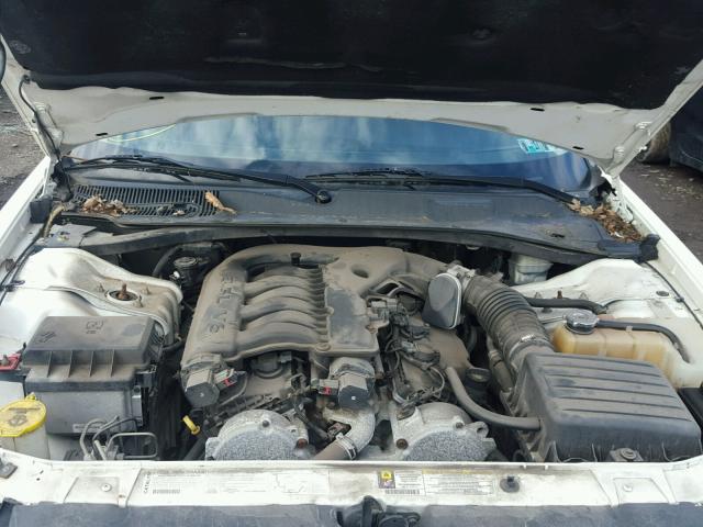 2D4FV47V57H864443 - 2007 DODGE MAGNUM SXT WHITE photo 7