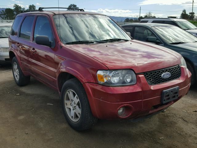 1FMCU94195KB85570 - 2005 FORD ESCAPE LIM RED photo 1